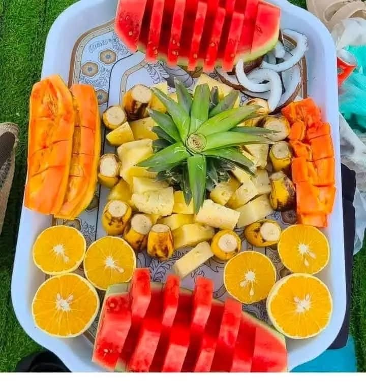 Colorful platter of fresh Zanzibar tropical fruit